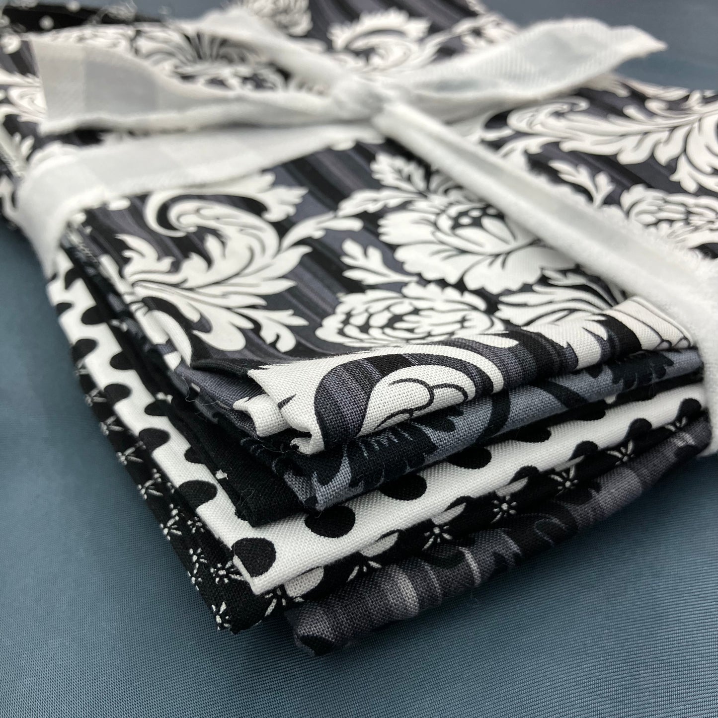 Quilt Bundle - Black/White/Grey