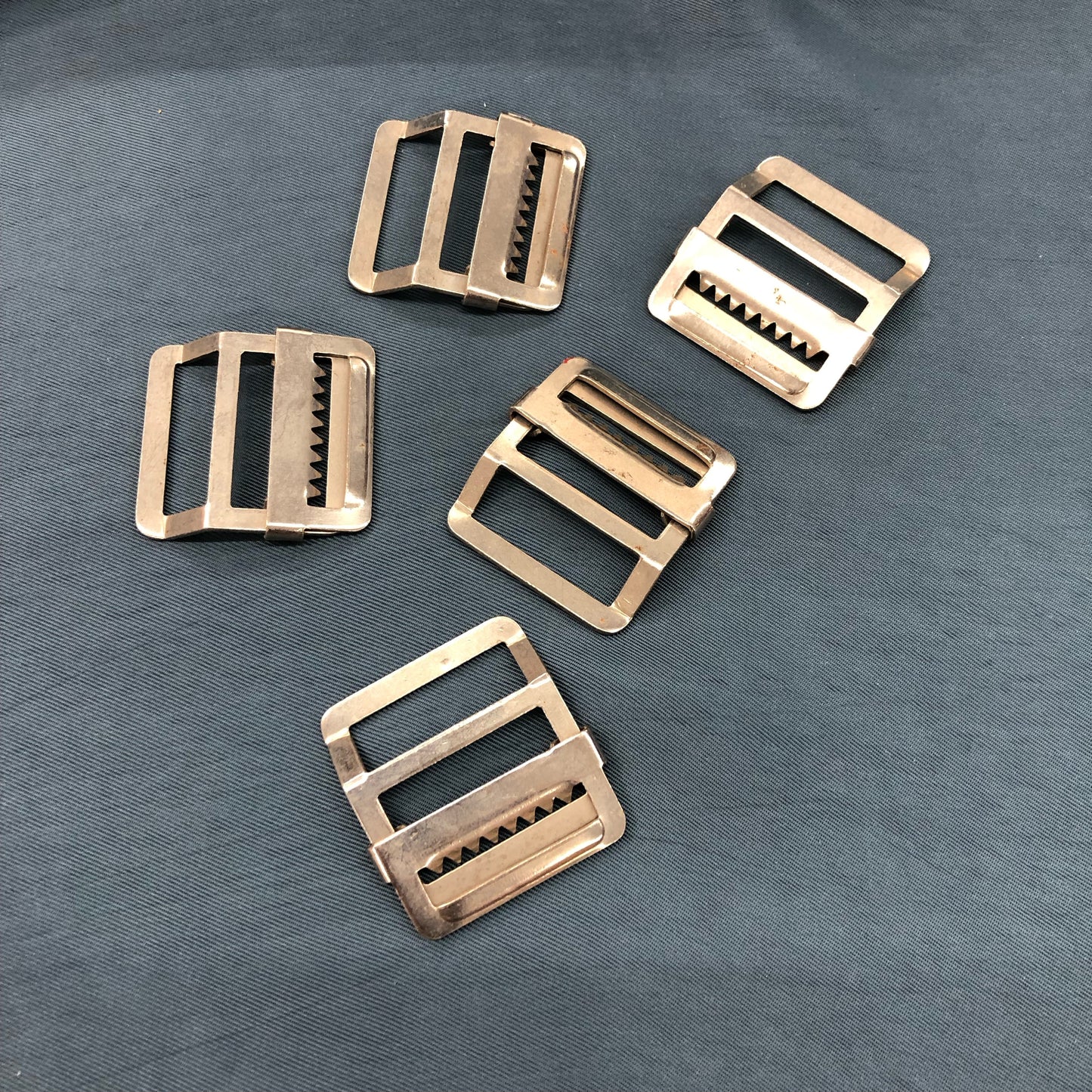 Slidey Metal Vest Buckles