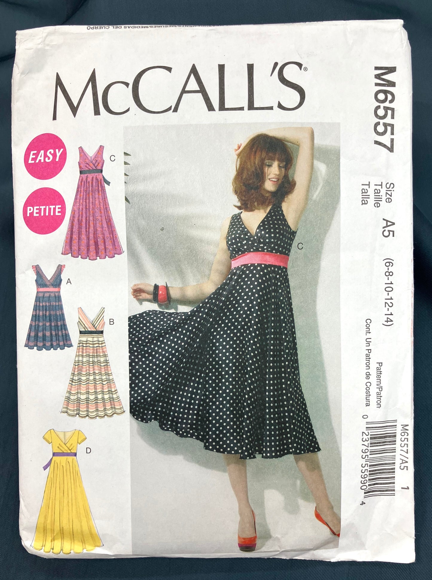 Pattern - Misses' and Misses' Petite Dresses - Sizes 6-14