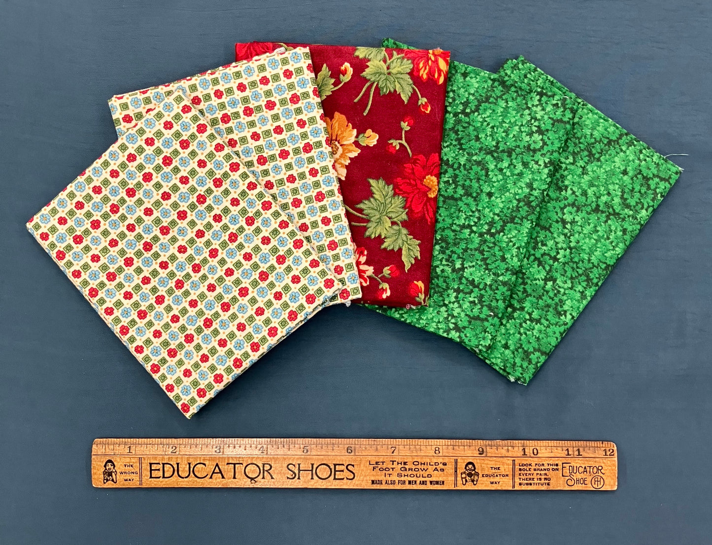 Quilt Bundle - Christmas-ish - 5 Fat Quarters