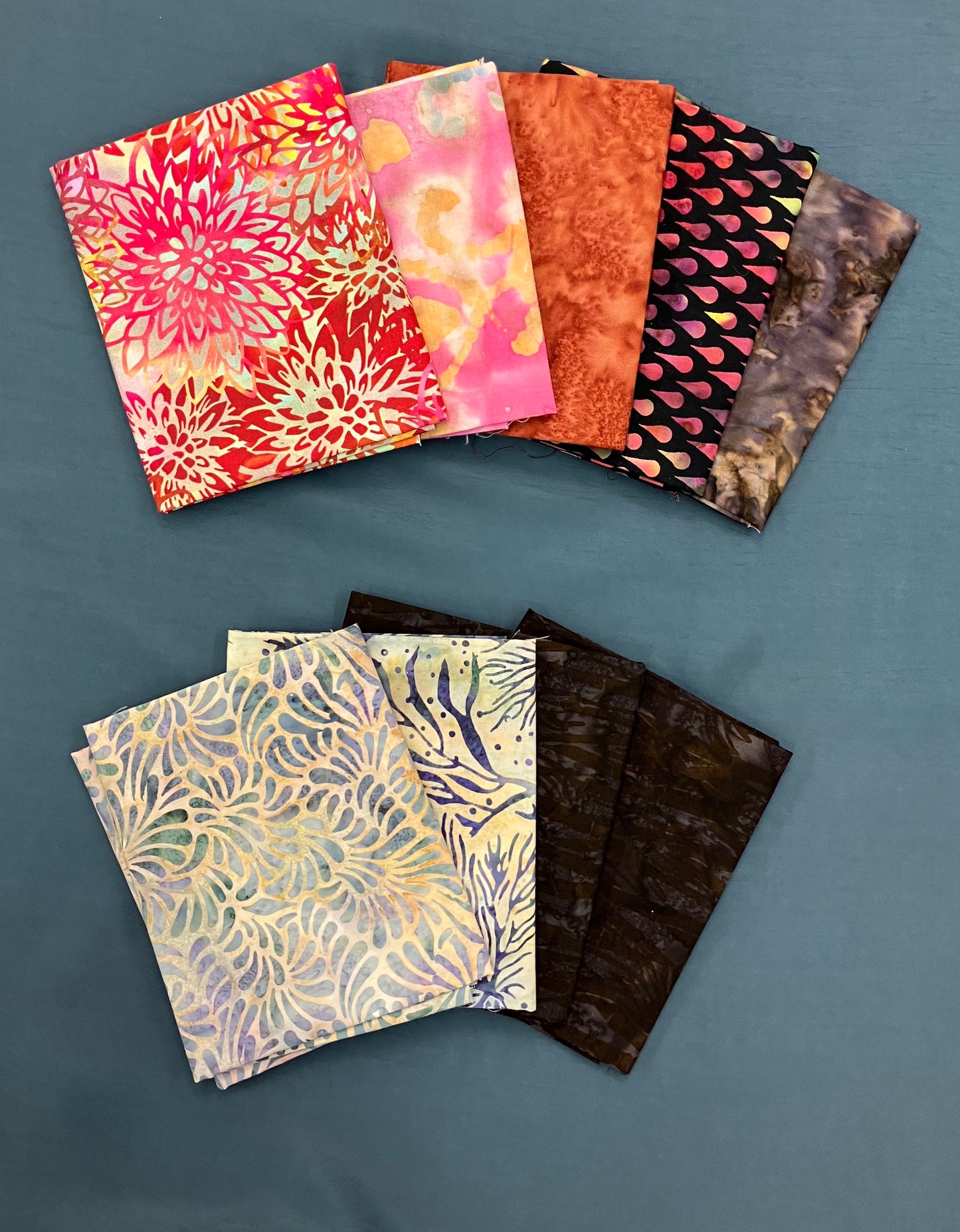 Quilt Bundle - Batiks - 9 Fat Quarters